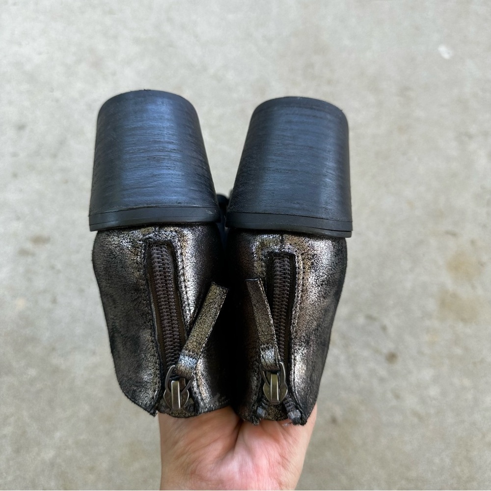Band Of Gypsies Tusk Booties Silver Women’s Size 7 - Picture 8 of 8